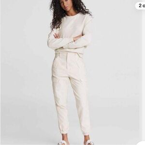 rag & bone field cotton cargo jogger in cream size 28 relaxed fit high waisted